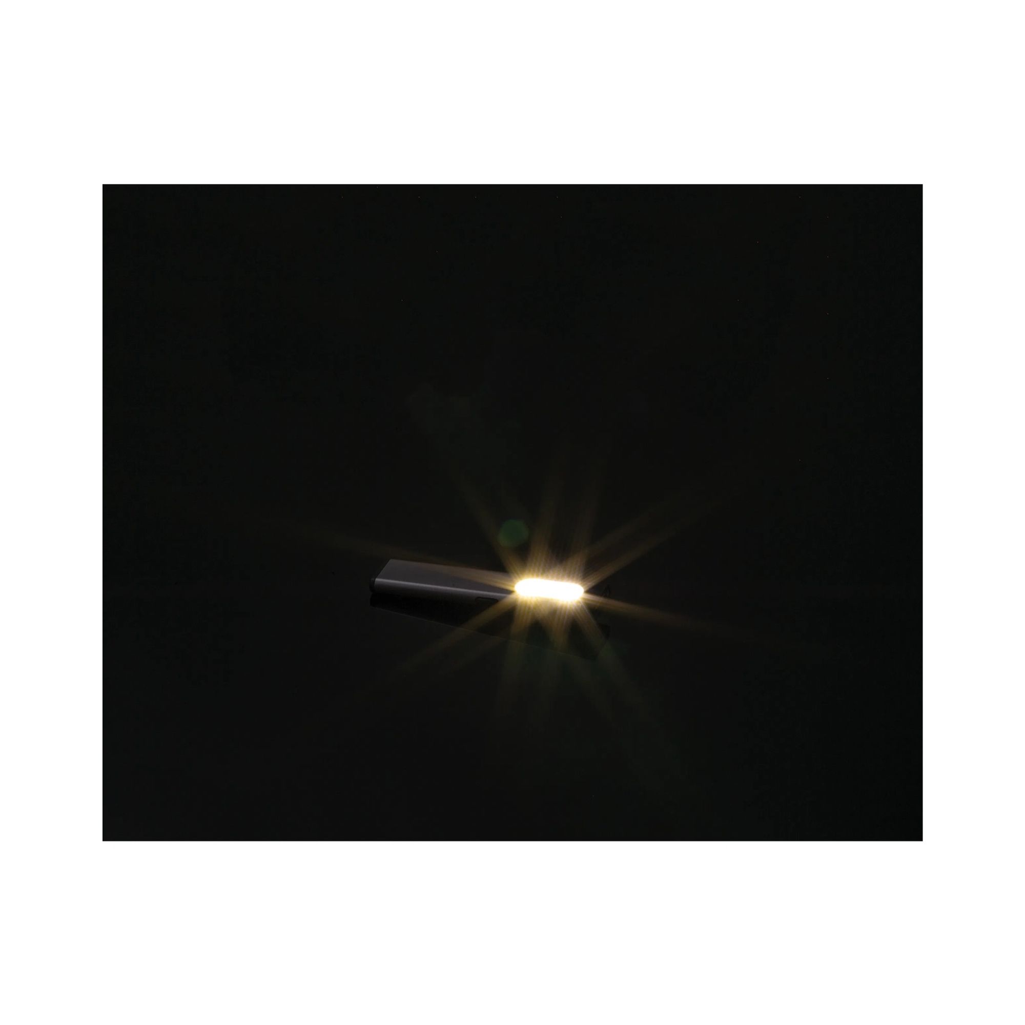 Akku Taschenlampe – Bild 4